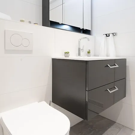 Strandgruen Apartment *